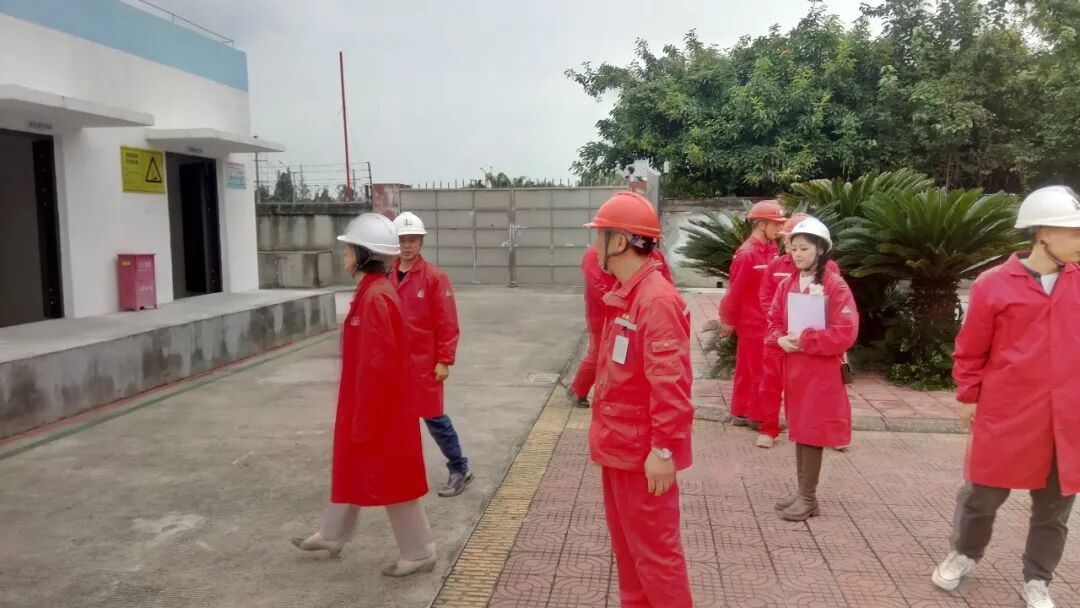 总经理对青白江增压站进行节前安全检查并表达慰问 新闻图片